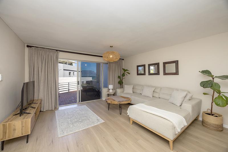 3 Bedroom Property for Sale in Bloubergrant Western Cape
